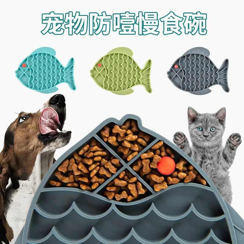 Slow Feeder for Dogs Cat Puppies Small Travel Fun Personalized Silicone Lick Mat Bowl Anti-roll Pet Food Container Articles 2022