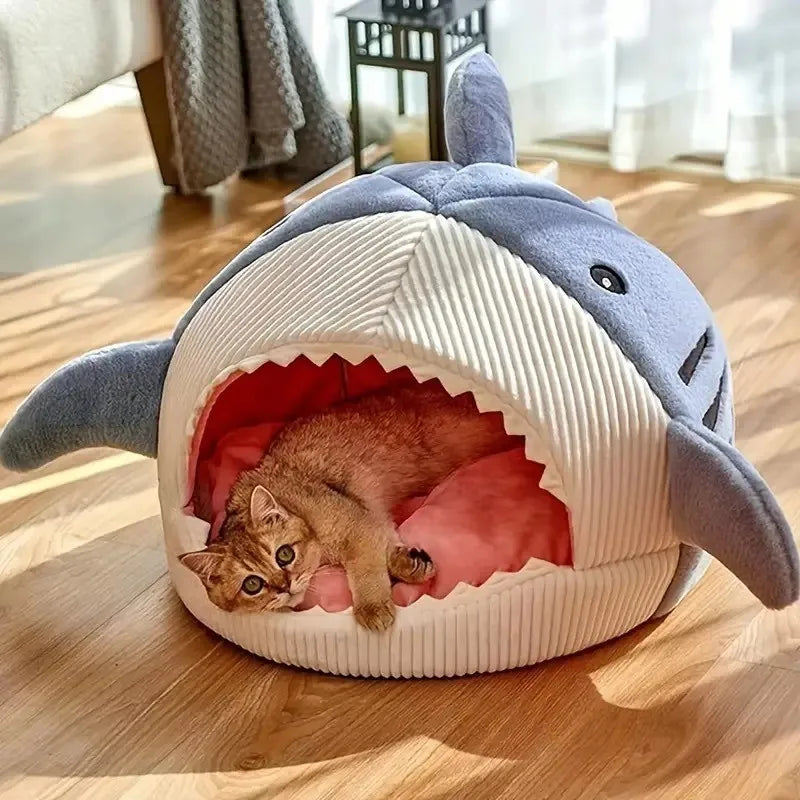 Pet Shark Kennel Cat Kennel Dog Kennel with Pad Deep Sleep Comfortable Warm Bottom Non-slip Washable (for Pets Less Than 6kg)