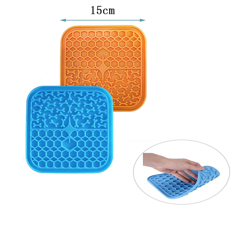 Silicone licking pad Pet Dog Lick Pad Bath Peanut Butter Slow Eating Licking Feeder Cats Lickmat Feeding Dog Lick Mat